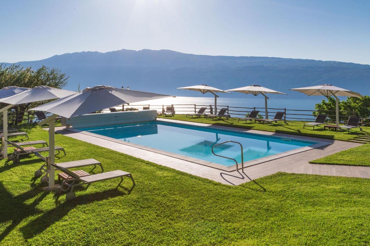 Boutique Hotel Villa Sostaga Gargnano Bagian luar foto