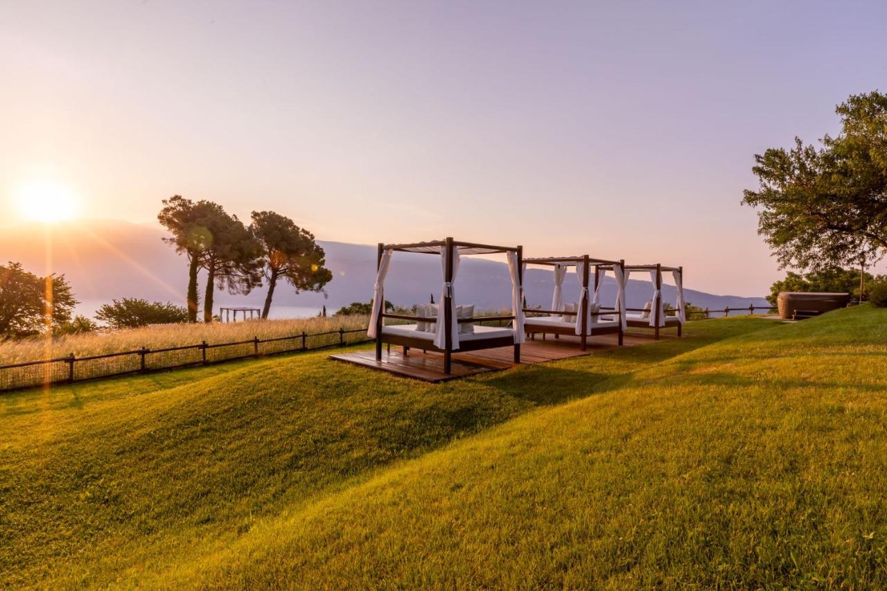 Boutique Hotel Villa Sostaga Gargnano Bagian luar foto