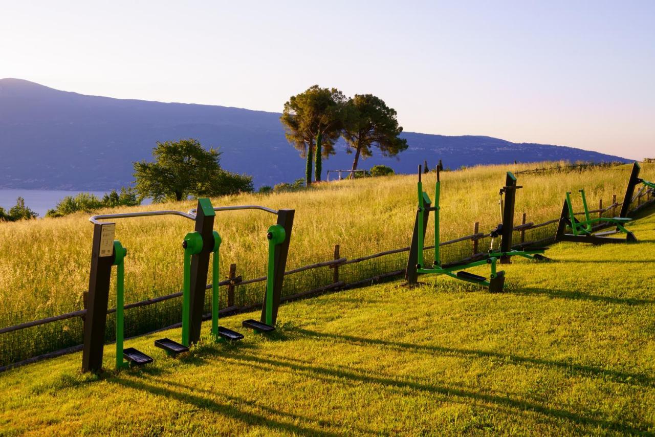 Boutique Hotel Villa Sostaga Gargnano Bagian luar foto